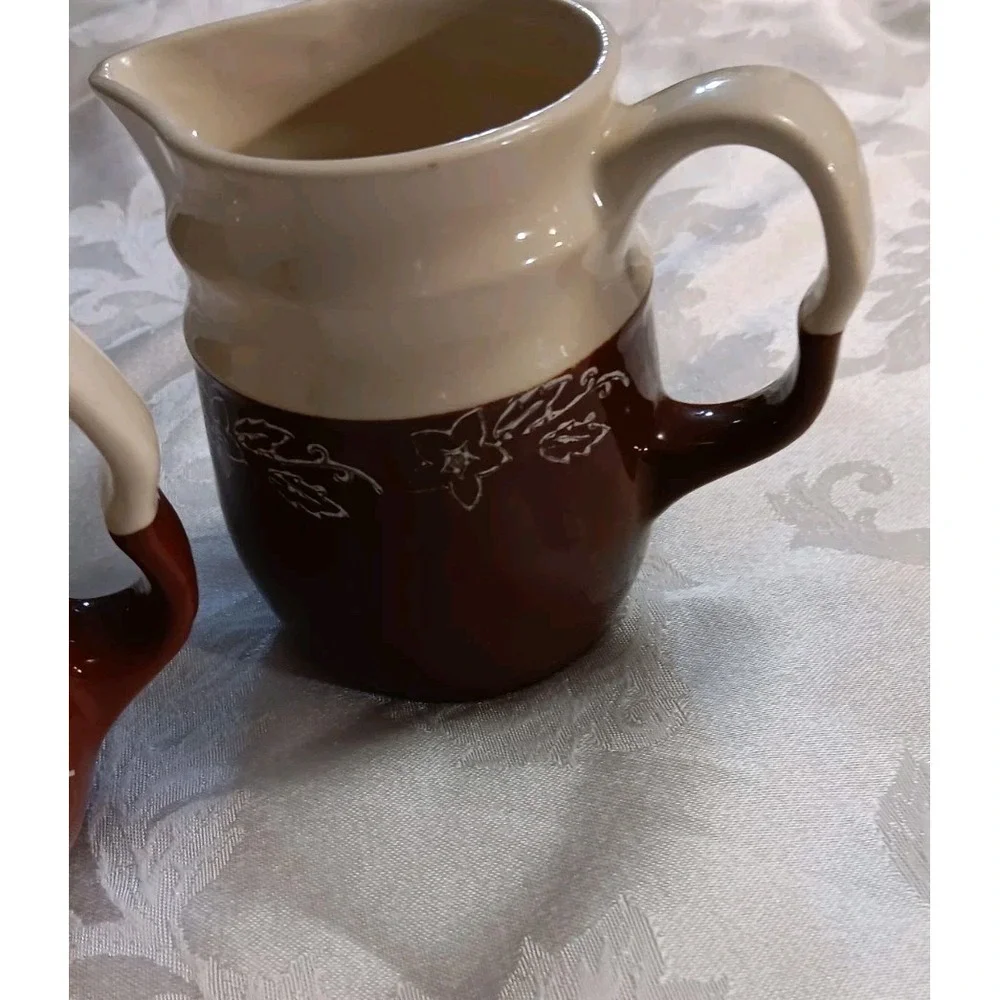 Vintage Oxford Stoneware Snow Flower Teapot And Pitcher USA Brown Cream READ